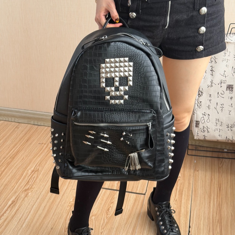 Sewing Zipper - Mochila Original com Padrão de Crocodilo